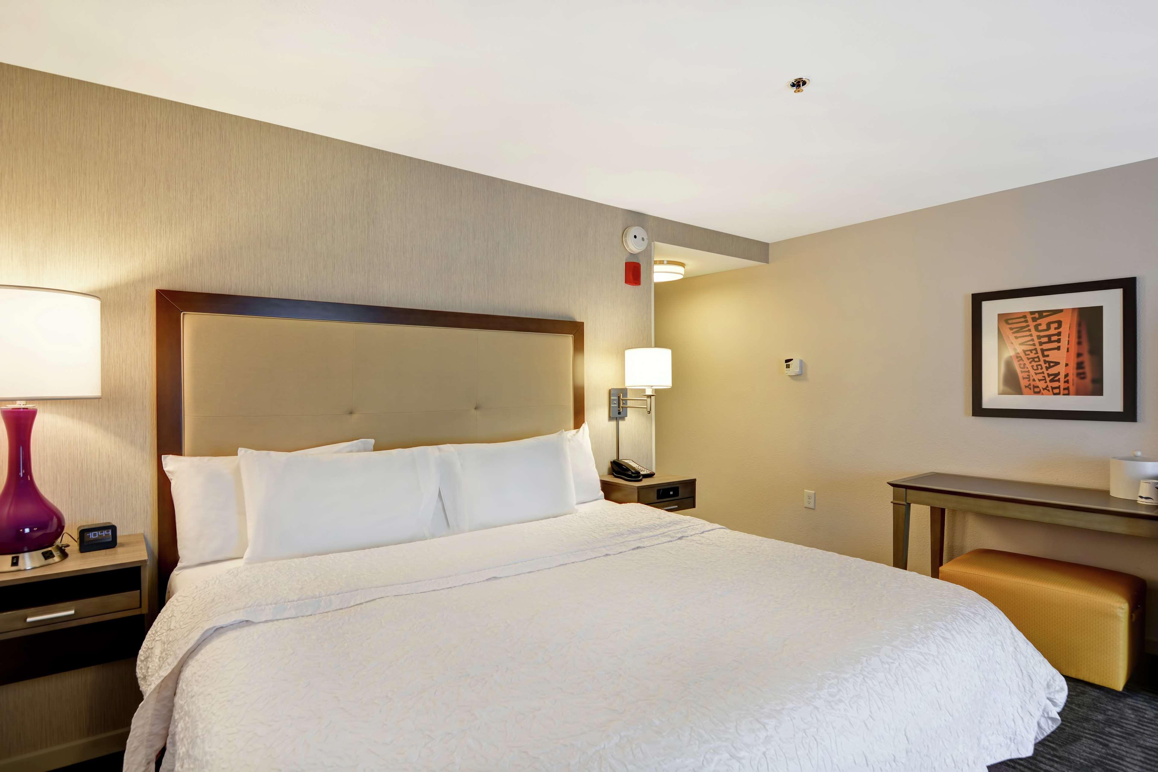 Hampton Inn Suites Ashland, Ohio Bagian luar foto