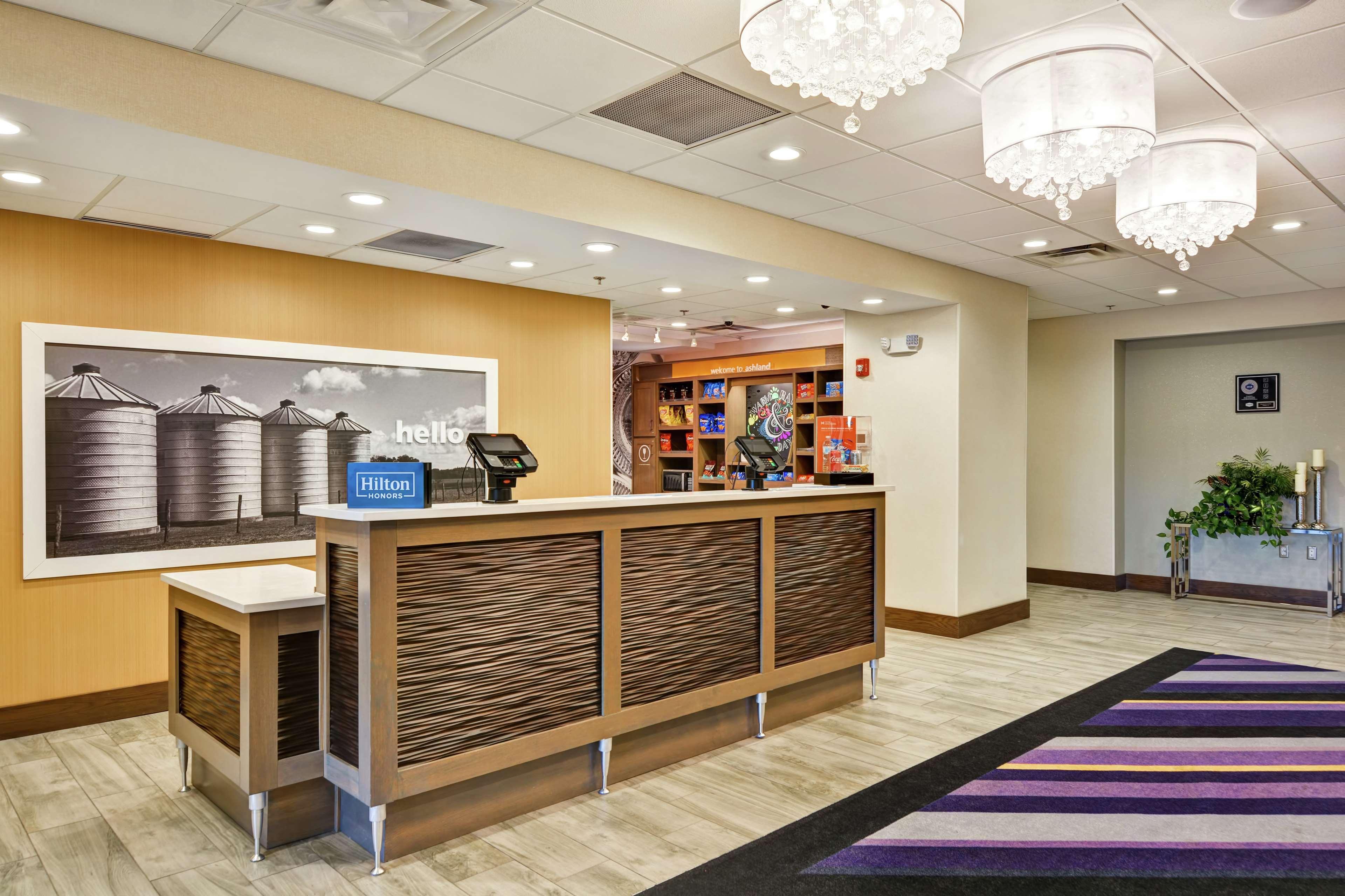 Hampton Inn Suites Ashland, Ohio Bagian luar foto