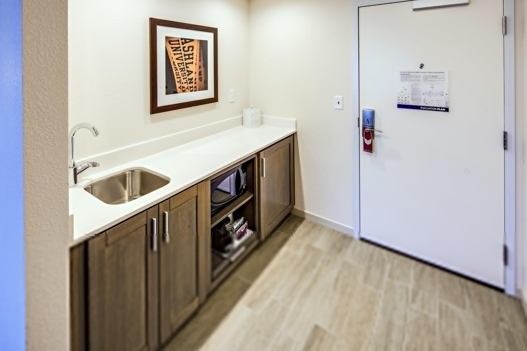 Hampton Inn Suites Ashland, Ohio Bagian luar foto