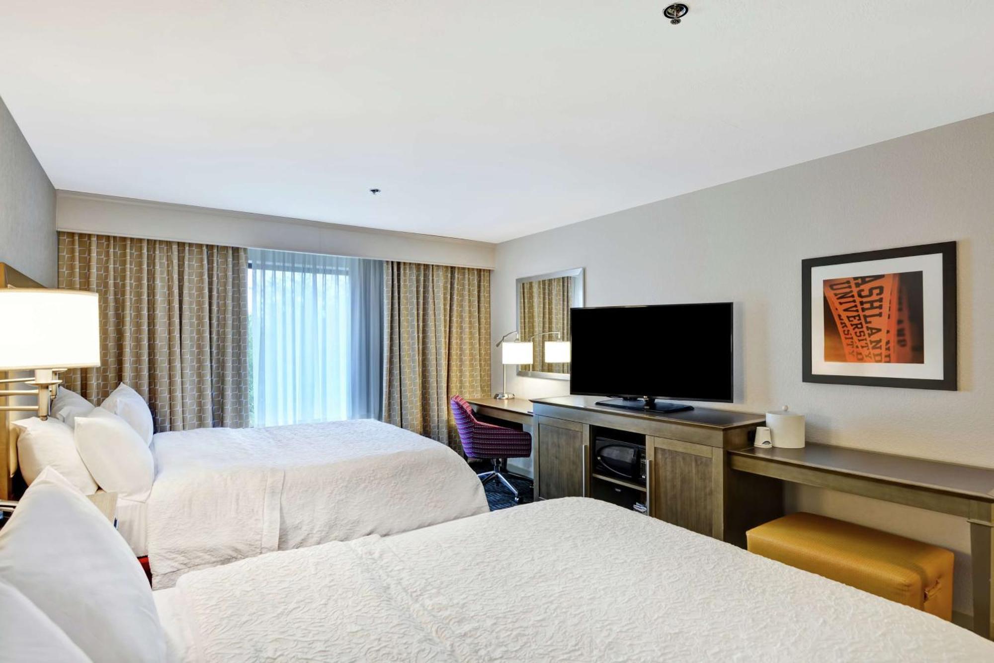 Hampton Inn Suites Ashland, Ohio Bagian luar foto