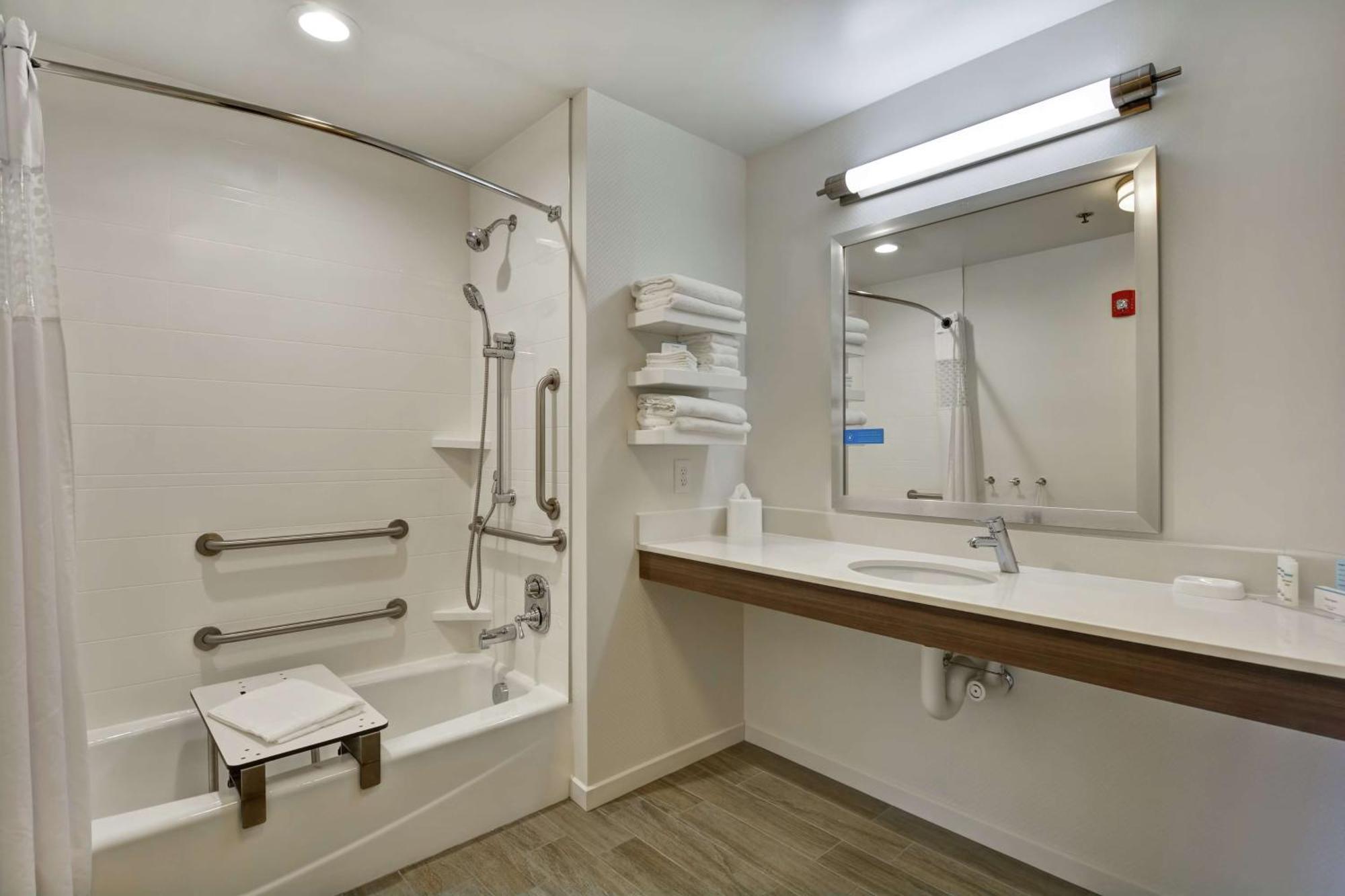 Hampton Inn Suites Ashland, Ohio Bagian luar foto
