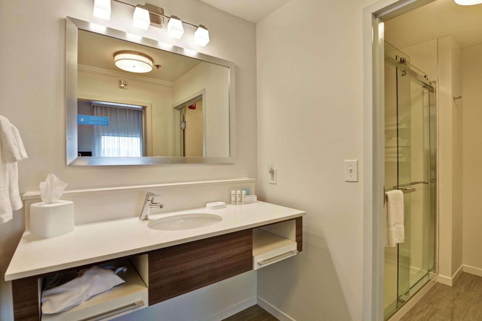 Hampton Inn Suites Ashland, Ohio Bagian luar foto